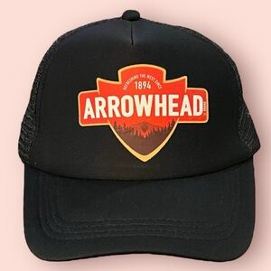 ARROWHEAD 1894 Water Logo Mesh Adjustable Trucker Hat (Black)